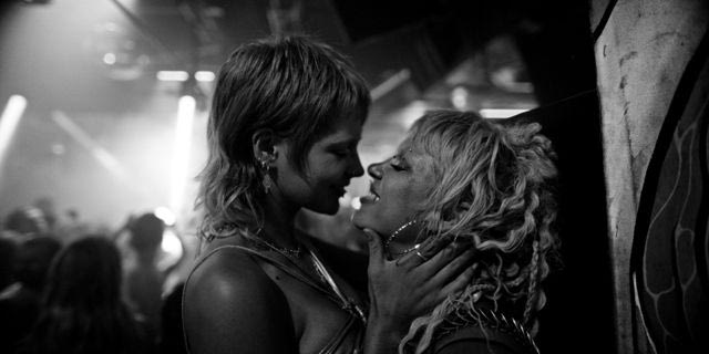 «Κάντε το παντού, αλλά όχι σεξ στις τουαλέτες»: Μέσα στον kinky κόσμο του βερολινέζικου KitKatClub