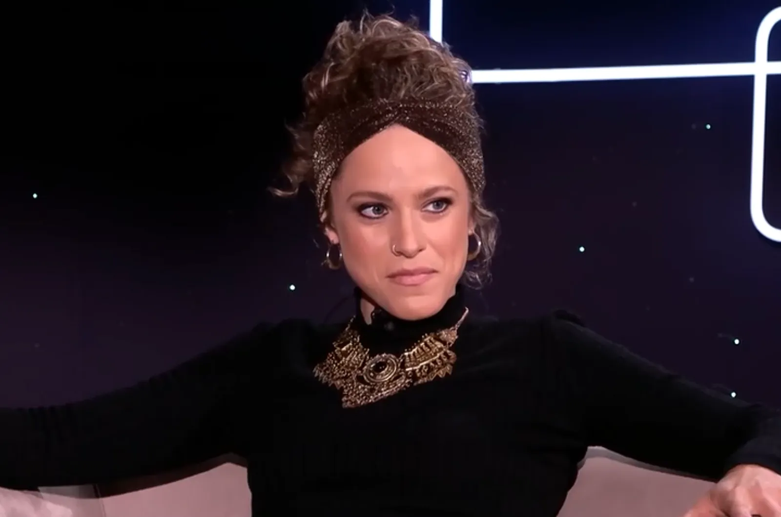 Έλλη Τρίγγου: Με βαραίνει ένας άντρας αφοσιωμένος σε μένα – Δεν θέλω “υπαλλήλους”