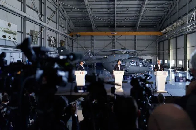 Εμανουέλ Μακρόν, Κυριάκος Μητσοτάκης και Νίκος Χριστοδουλίδης