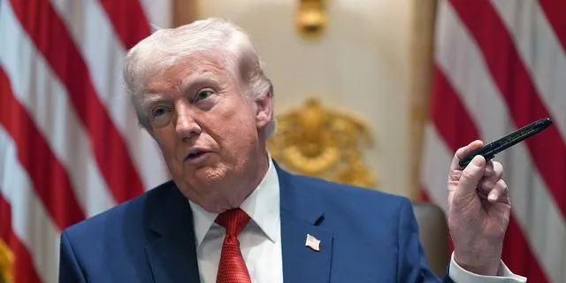 Τραμπ προς Ιράν: Συμφωνείστε ή θα συνεχιστεί η επίθεση