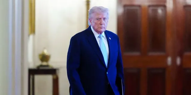 Ο Τραμπ δίνει 48 ώρες στο Ιράν για το Ορμούζ, αλλιώς “κόλαση”