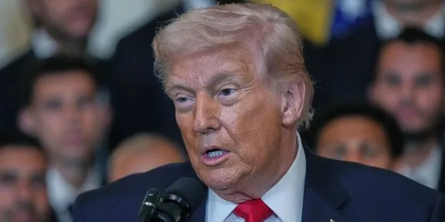 Ντόναλντ Τραμπ