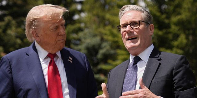 Ντόναλντ Τραμπ και Κιρ Στάρμερ