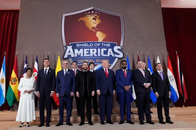 Τραμπ: Ανακοίνωσε συνασπισμό για την “εξάλειψη” των καρτέλ στη Λατινική Αμερική