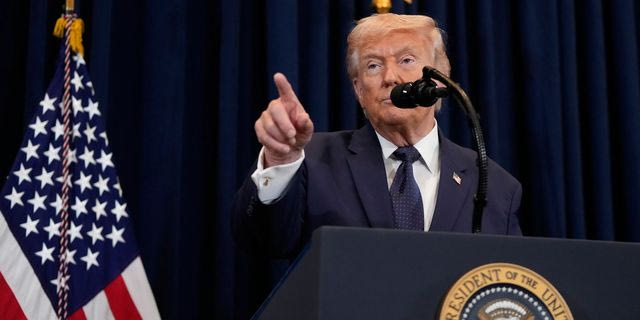 Ο Τραμπ απειλεί το ΝΑΤΟ για το Ορμούζ και λέει ότι το Ιράν δεν είναι έτοιμο για τερματισμό του πολέμου