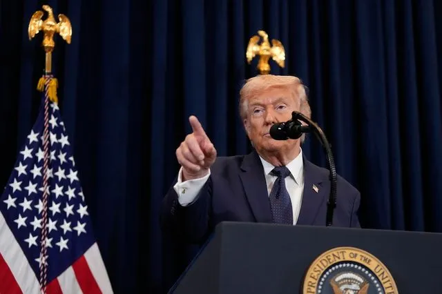 Η ασαφής και αντιφατική πρόβλεψη Τραμπ για τον πόλεμο με το Ιράν