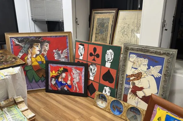 “Γκαλερί Τσαγκαράκης”: “Ντόμινο” καταγγελιών αποκάλυψε την απάτη – Νέες φωτογραφίες