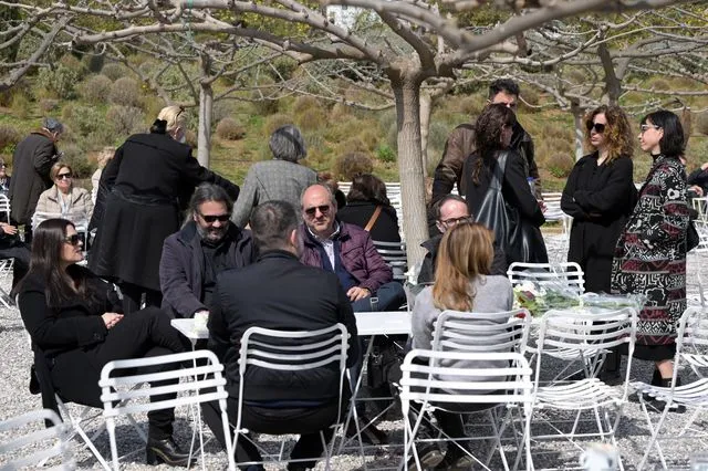 Φίλοι και συνάδελφοι αποχαιρέτισαν τον Χρήστο Βαλαβανίδη
