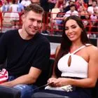 Σάσα Βεζένκοβ και Νικόλ Ελευθεριάδου