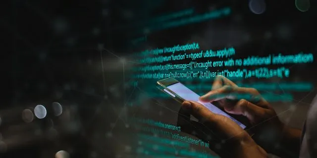 Υποκλοπές: Οι 1930 σελίδες που “δένουν” το σκάνδαλο – Η εμπλοκή της ΕΥΠ