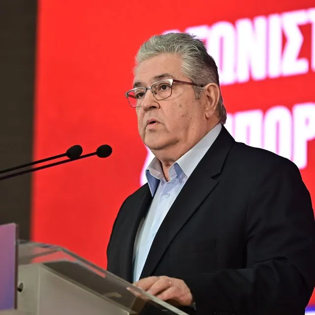 Κουτσούμπας: “Καμία θυσία για τους πολέμους  τους” – Εκδήλωση της ΚΕ του ΚΚΕ στο ΣΕΦ