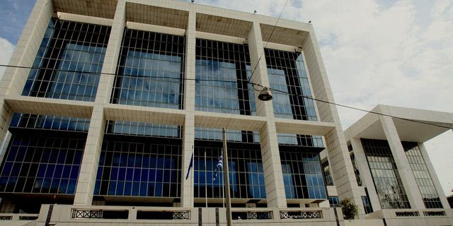 Το δικαστικό κτίριο στην οδό Λουκάρεως