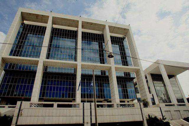 Το δικαστικό κτίριο στην οδό Λουκάρεως
