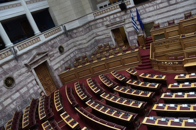 Υποκλοπές: Την Τετάρτη στην Επιτροπή Θεσμών και Διαφάνειας Δεμίρης και Τζαβέλλας