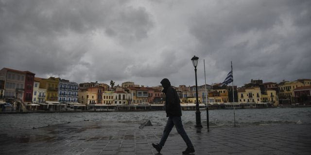 Στο σφυρί 2.192 ακίνητα στην Κρήτη – Η μάχη των Χανιωτών με τα funds