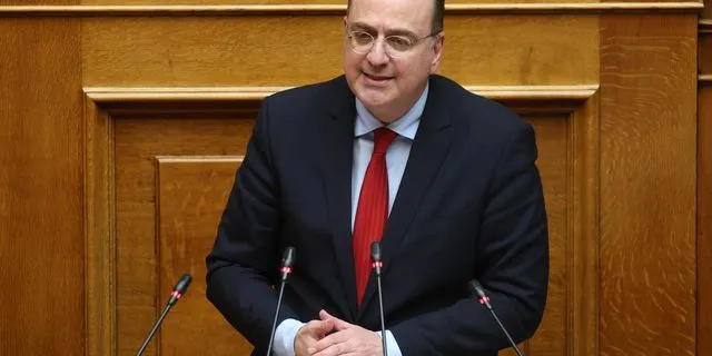 ΠΑΣΟΚ για Λαζαρίδη: Ο πρωθυπουργός της “αριστείας” θα δώσει συγχωροχάρτι για τις “υπηρεσίες” του;