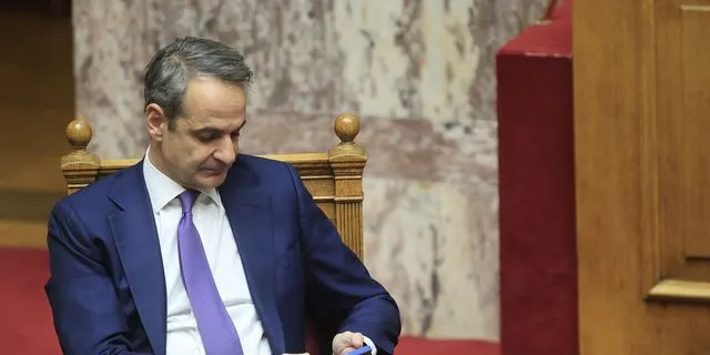 Ο Μητσοτάκης ανακοίνωσε με “6-7” την απαγόρευση των Social για ανήλικους κάτω των 15 ετών