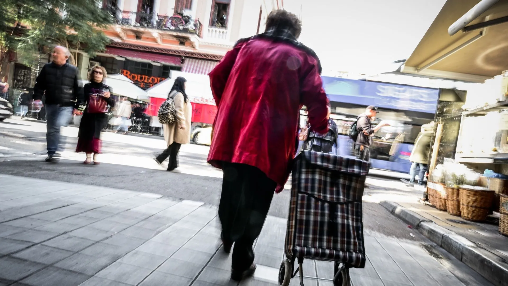Από τη Μέση Ανατολή στο ράφι: Ο πόλεμος απειλεί το καλάθι του καταναλωτή