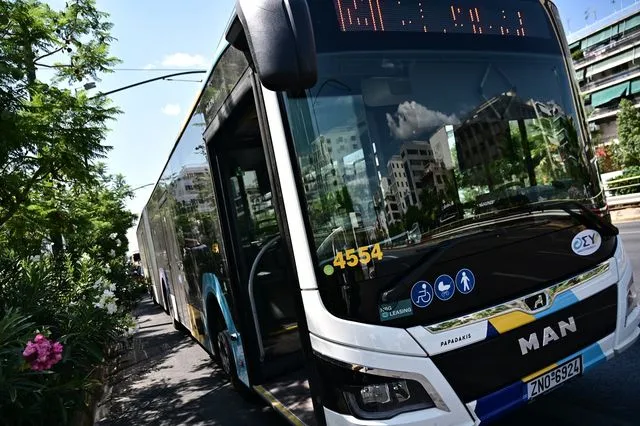 Λεωφορείο στην Αττική