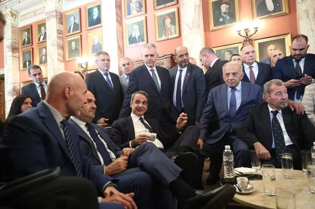 Συνάντηση του πρωθυπουργού Κυριάκου Μητσοτάκη με βουλευτές της Νέας Δημοκρατίας στο εντευκτήριο της Βουλής