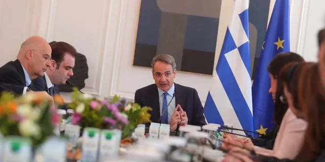 Ο Κυριάκος Μητσοτάκης στο υπουργικό συμβούλιο