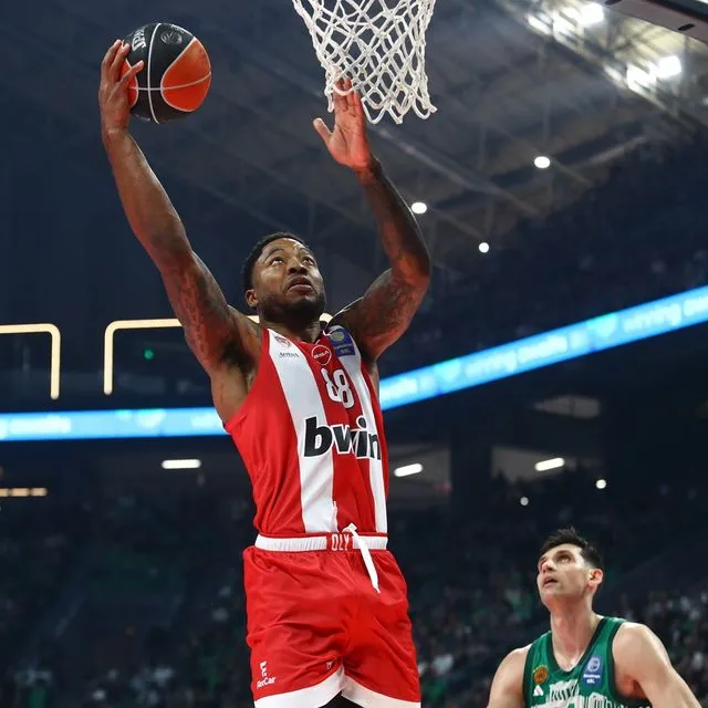 Ολυμπιακός: Το ΑΣΕΑΔ ακύρωσε την ποινή στον Ταϊρίκ Τζόουνς