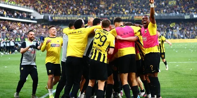 Πανηγυρισμοί των παικτών της ΑΕΚ