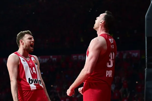 Στιγμιότυπο από την αναμέτρηση Ολυμπιακός-Μονακό