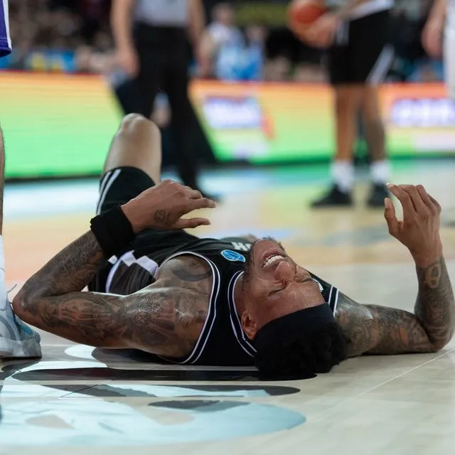 Στιγμιότυπο από την αναμέτρηση Μπιλμπάο-ΠΑΟΚ