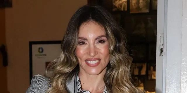 Αθηνά Οικονομάκου: Η πρόβα νυφικού πριν τον γάμο με τον Μπρούνο Τσερέλα – Βίντεο