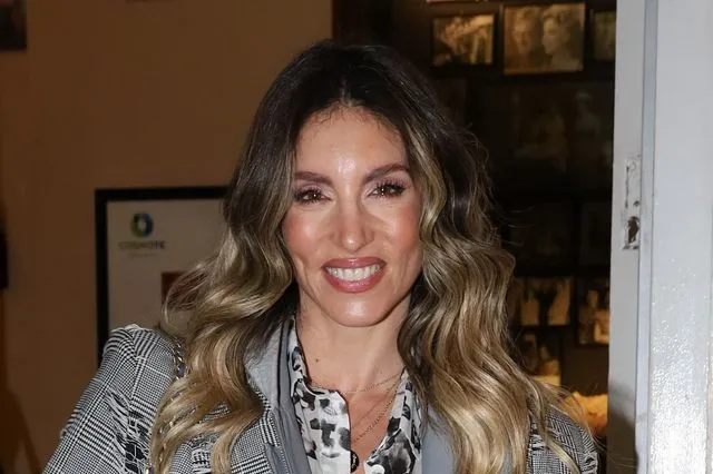 Αθηνά Οικονομάκου: Η πρόβα νυφικού πριν τον γάμο με τον Μπρούνο Τσερέλα – Βίντεο