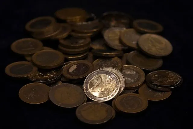 Κέρματα 1 και 2 ευρώ