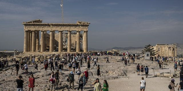 Τουρισμός: “Αναμονές” και προβληματισμοί λόγω Κόλπου