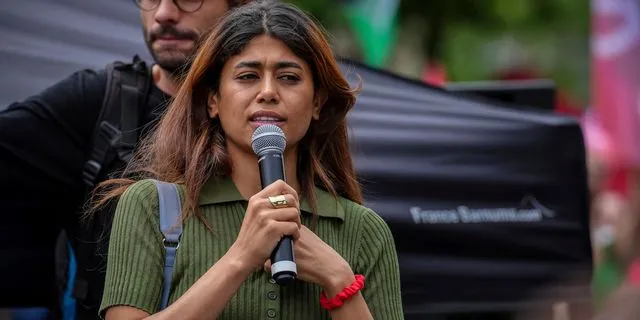 Euractiv: Δοκιμάζει τα όρια της ελευθερίας του λόγου η υπόθεση της Ρίμα Χασάν;