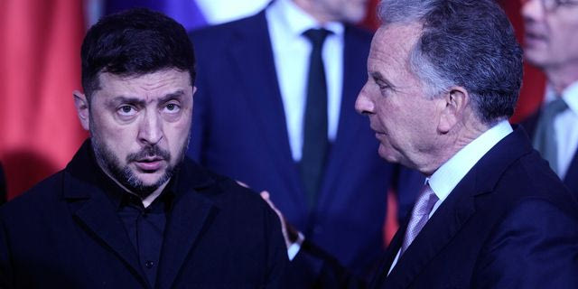 Ζελένσκι: “Ασεβείς” οι επισκέψεις Αμερικανών απεσταλμένων στη Μόσχα και όχι στο Κίεβο