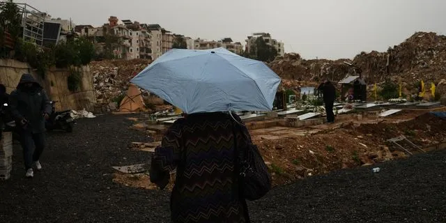 Στον Λίβανο αναγκάζονται να θάψουν τους αγαπημένους τους δύο φορές