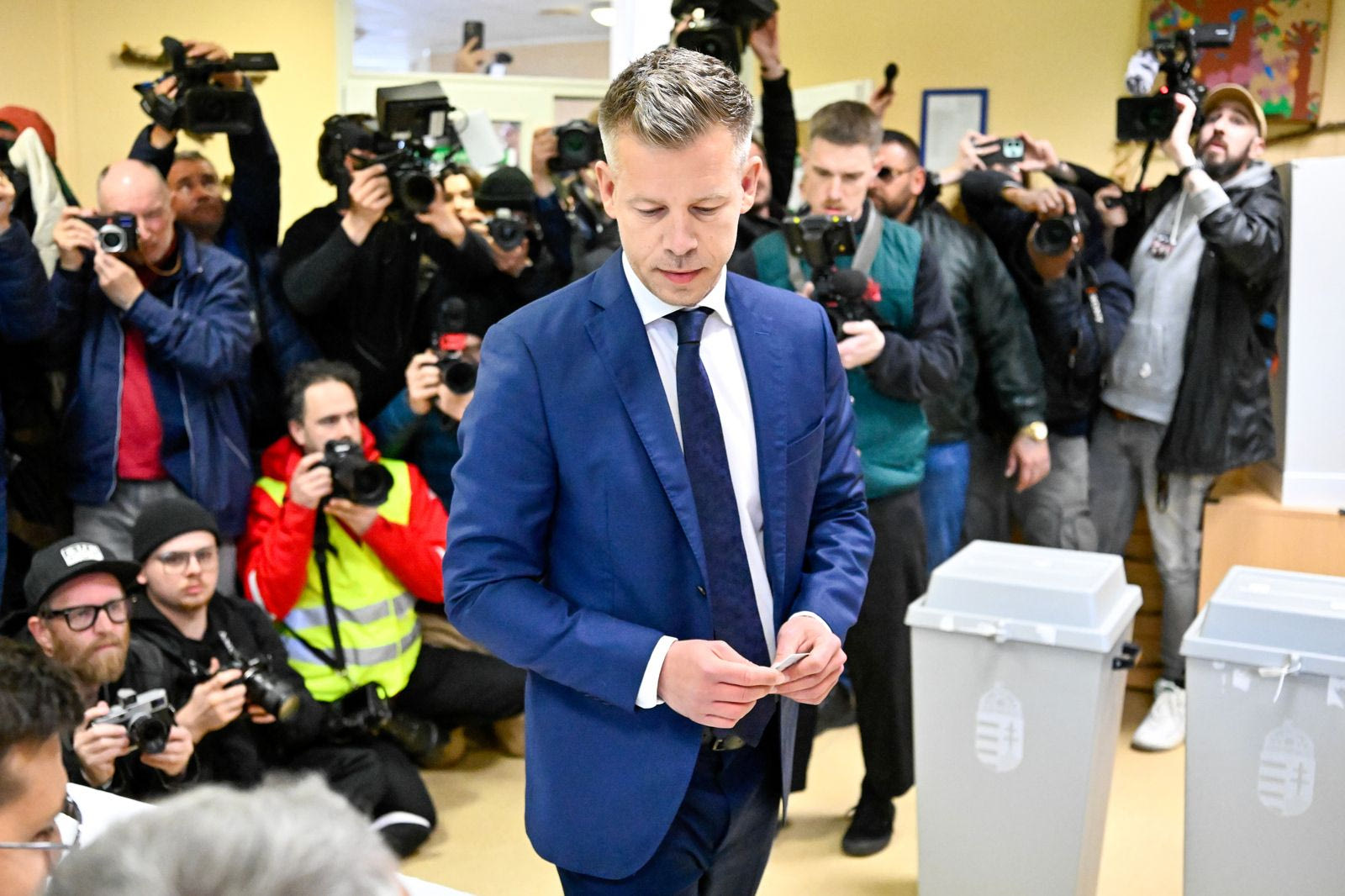 Εκλογές στην Ουγγαρία: Νίκη Μαγιάρ δίνουν οι τελευταίες δημοσκοπήσεις