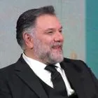 Συγκινήθηκε ο Αρναούτογλου: Το μήνυμα του γιου του και η σπάνια εμφάνιση της συντρόφου του στην TV