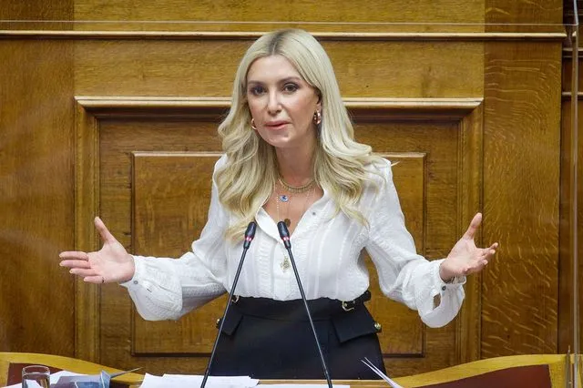 Η βουλευτής ΝΔ, Φωτεινή Αραμπατζή