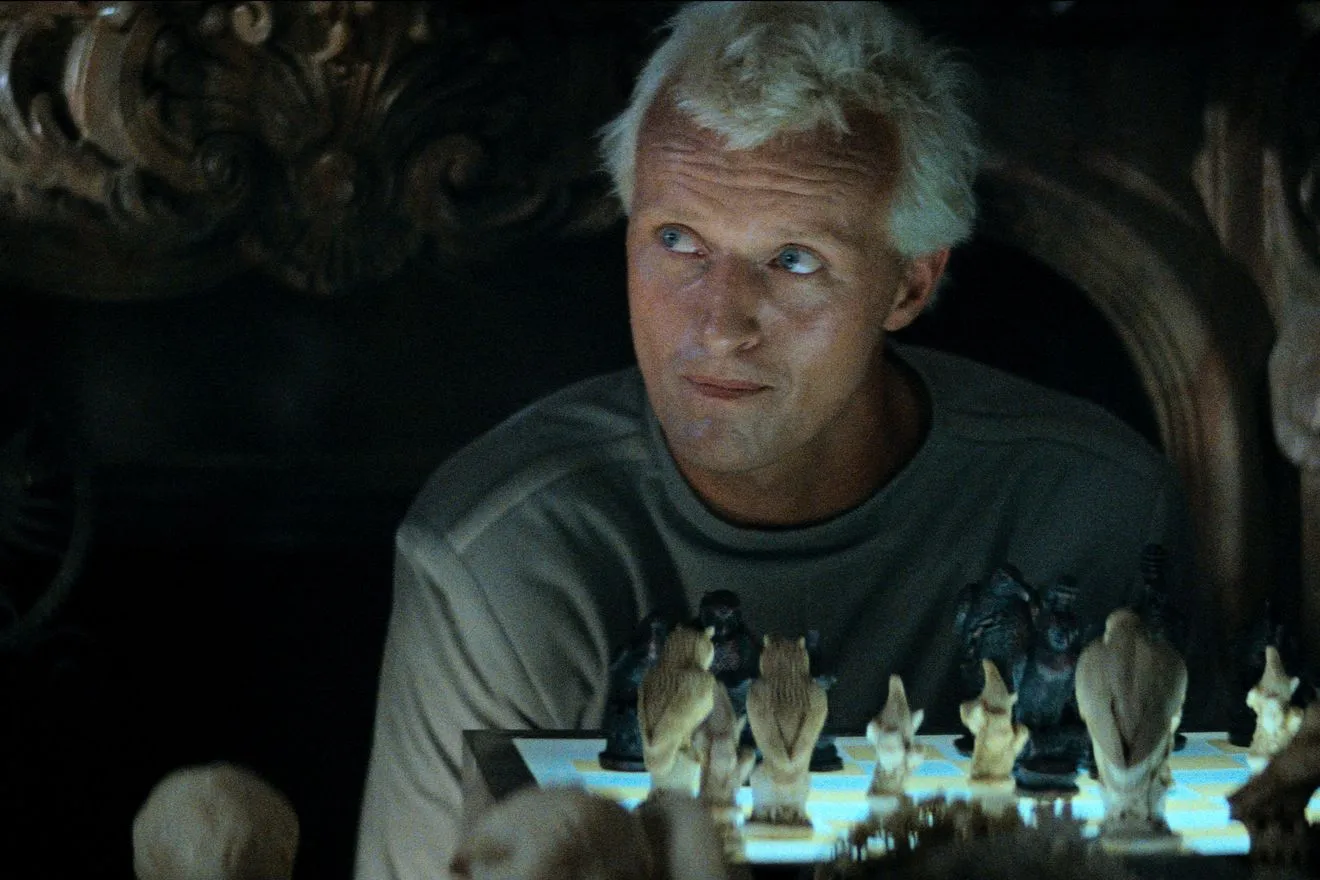 Στο electro-φουτουριστικό σύμπαν του Blade Runner με τη μουσική του Vangelis