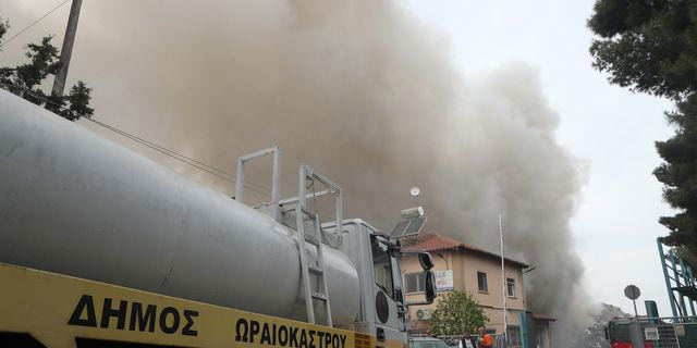 Πυρκαγιά σε εταιρεία ανακύκλωσης στο Ωραιόκαστρο Θεσσαλονίκης