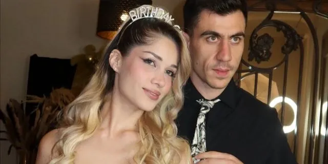 Σε άλλο level ο γάμος τους – Το ιδιαίτερο dress code και το… giveaway προσκλήσεων