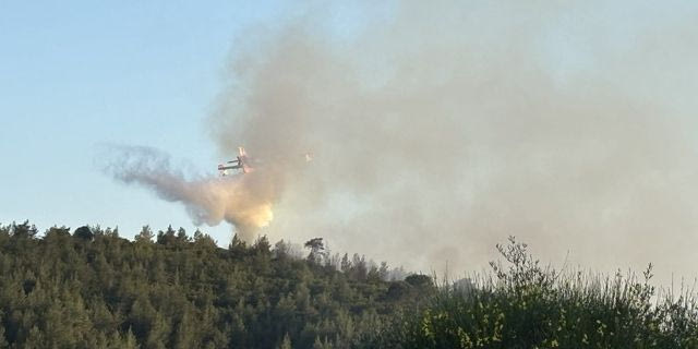 Υπό έλεγχο η φωτιά σε δασική έκταση στη Σκιάθο