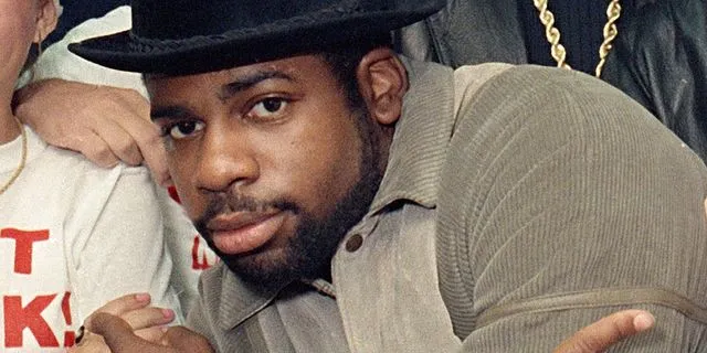 Ένας 52χρονος παραδέχτηκε την ενοχή του για τη δολοφονία του Jam Master Jay, 20 χρονιά μετά