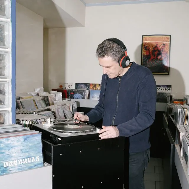 Σαν τον Λωτό δεν έχει: Η συναρπαστική ιστορία του ξακουστού δισκοπωλείου της Θεσσαλονίκης