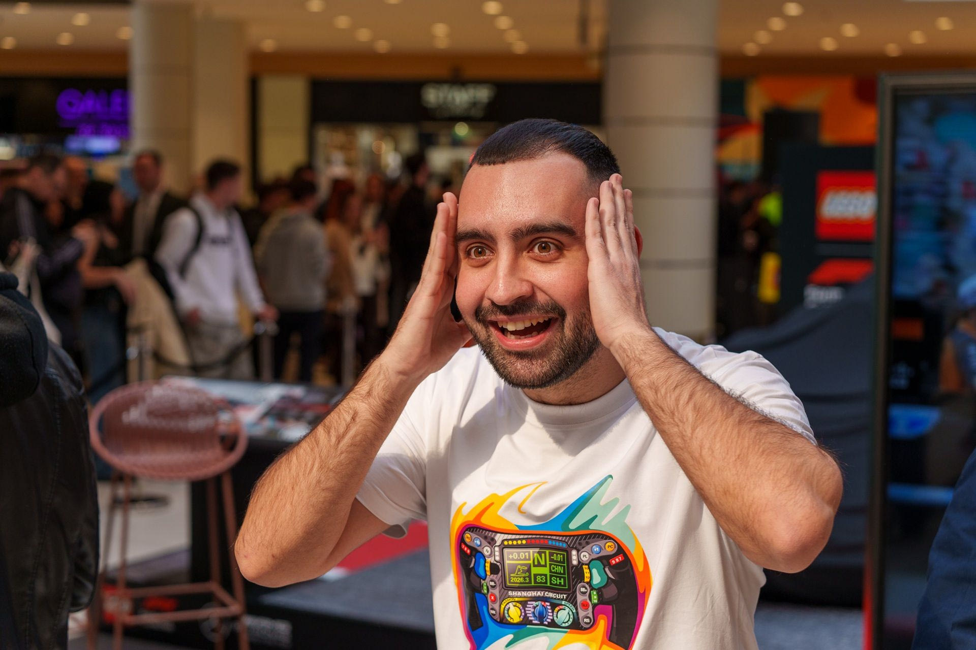 Μάικ Ντόκας