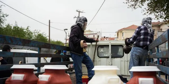 Αφθώδης πυρετός: Οι μοιραίες καθυστερήσεις που στοίχισαν στη Λέσβο