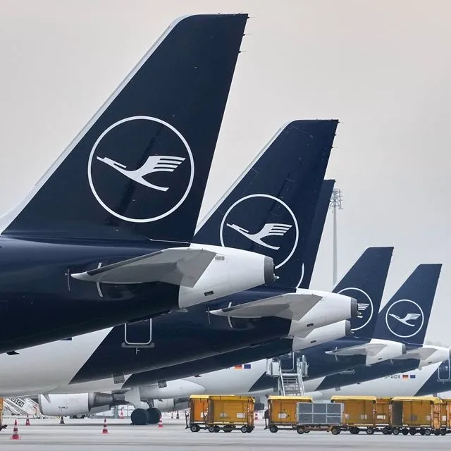 Η Lufthansa μειώνει 20.000 καλοκαιρινές πτήσεις λόγω αύξησης των τιμών των καυσίμων