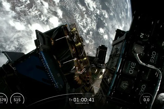 Παπαστεργίου: Εκτοξεύθηκαν πέντε ακόμα ελληνικοί μικροδορυφόροι