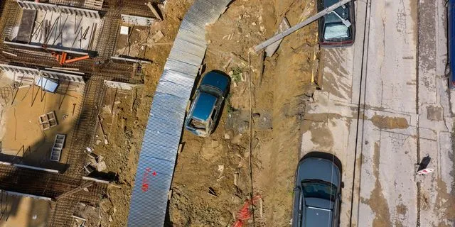 Θεσσαλονίκη: Υποχώρησε το έδαφος κατά τη διάρκεια εργασιών – Μία σύλληψη